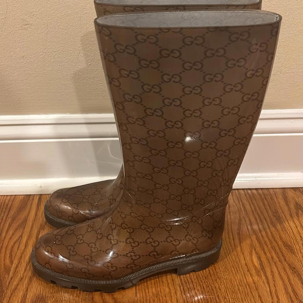 Women Gucci Rainboots - Picture 2 of 7